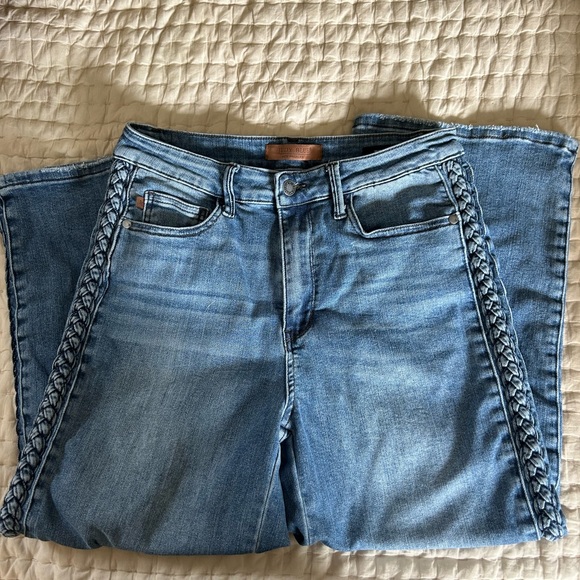 Judy Blue High Rise Medium Wash Side Braid Cropped Wide Leg Jeans 11/30 - Picture 2 of 8